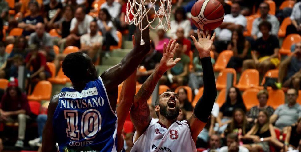 ll derby di Coppa Italia vinto dalla Libertas a settembre al PalaModì (Foto Masini/Silvi)