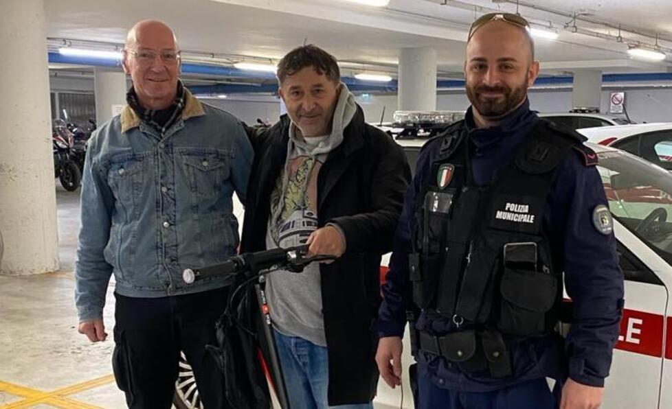 Pisa, sventati i furti di bici e monopattino 