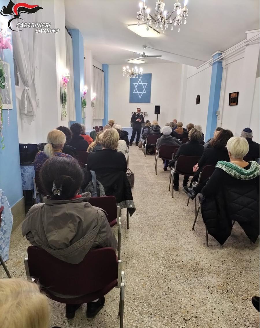 
	L'incontro con gli anziani

