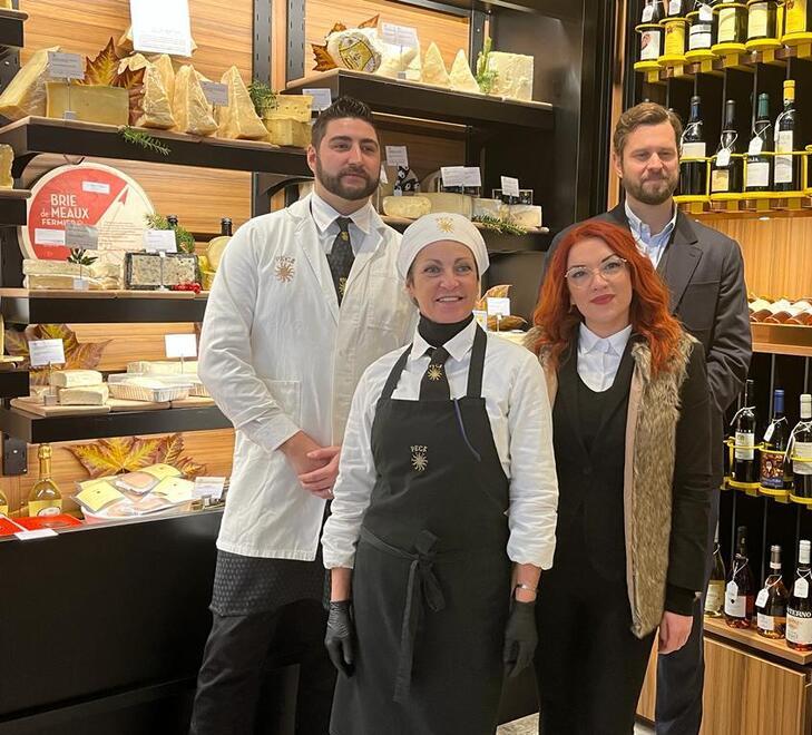 Peck riapre al Forte e porta in Versilia il rito del Natale ambrosiano