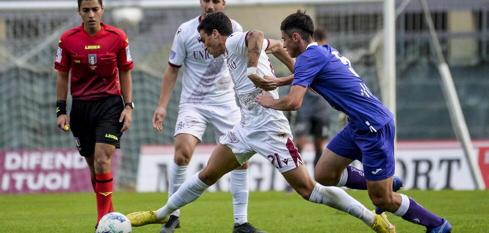 Amaranto, serve una svolta, blitz dei tifosi al Magnozzi