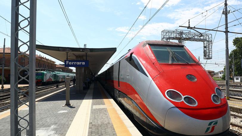 Treni, a Ferrara cambiano gli orari: lievi anticipi sui Regionali