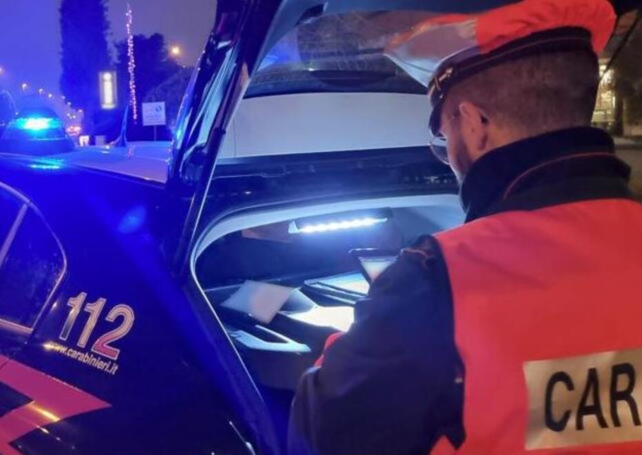 Marano. Lo strano furto della banda di ladri «Rubate le pile dei telecomandi» 