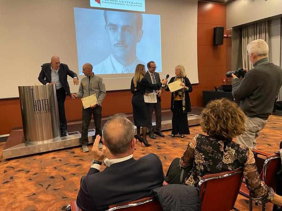 Cerimonia al Thotel per i Premi Alziator per la letteratura
