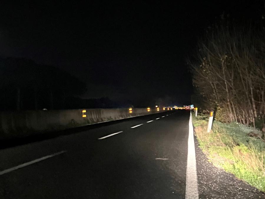 
	l tratto di Aurelia dove si &egrave; sfiorato lo scontro frontale (foto Enzo Russo)

