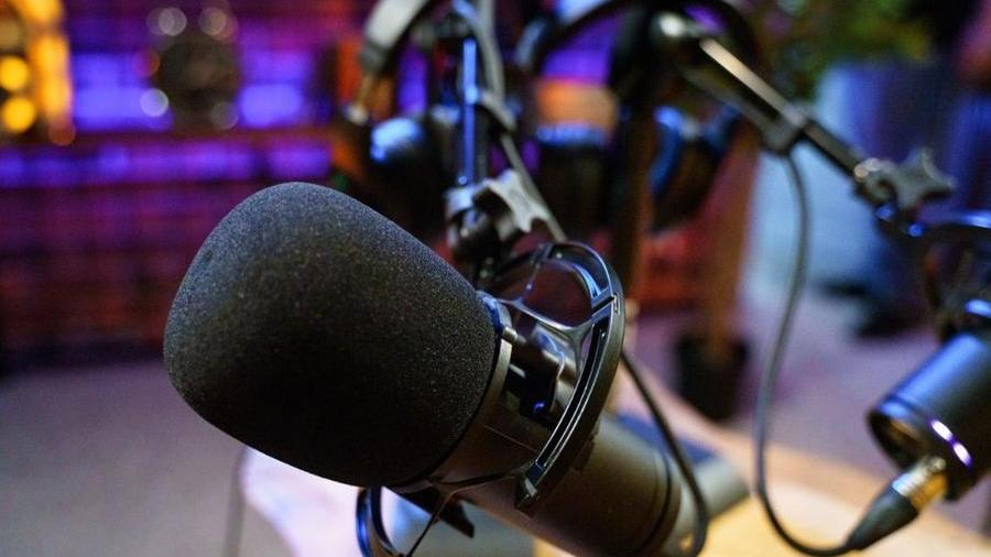 Liberi di stare male per essere felici: il podcast che mi ha cambiato l’umore