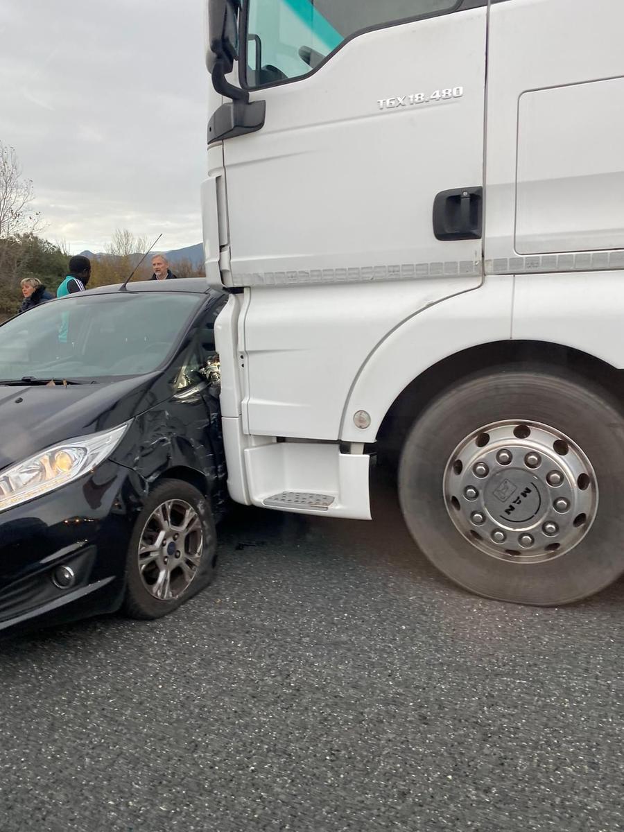
	L'incidente avvenuto in Fi-Pi-Li (Foto Silvi)

