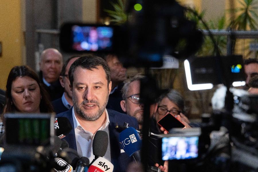 I dubbi di Salvini sullo stadio, ma Nardella rassicura