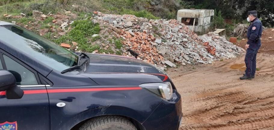 Elba, invece di smaltire i rifiuti sull’isola li portano a Piombino.  E c’è chi finisce nei guai