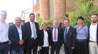 Giglio, il sindaco-artista della gente