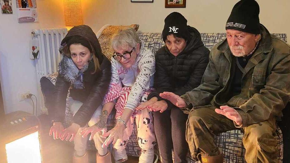 Sono ancora al freddo le 19 famiglie nei condomini popolari di Rosignano