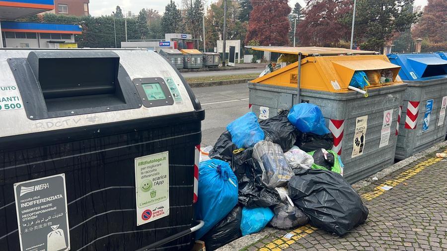 Modena, Fratelli d’Italia: «La nuova raccolta rifiuti in città sta diventando un’emergenza»