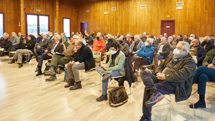 Nelle foto di Autovino la platea al Forum Energia Toscana che si è tenuto ieri alla Vela di Avane