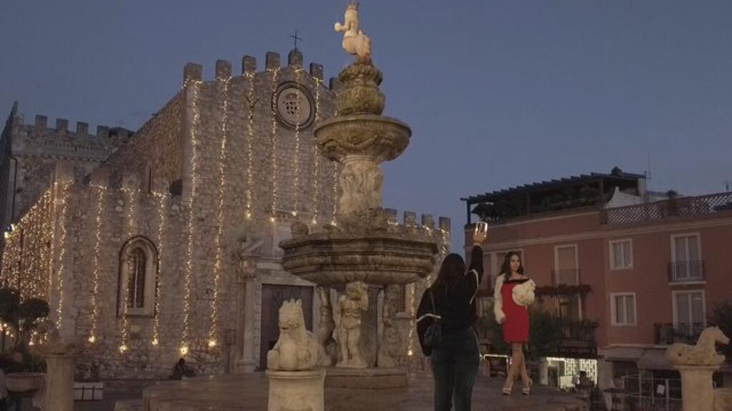Natale luminoso a Taormina, cartellone con mostre e concerti
