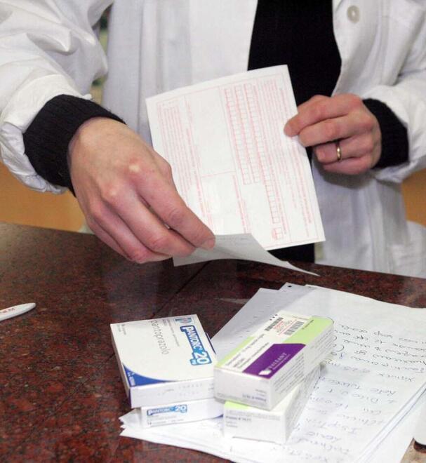 Scatta l’emergenza farmaci, tremila sono già introvabili al banco: la lista completa