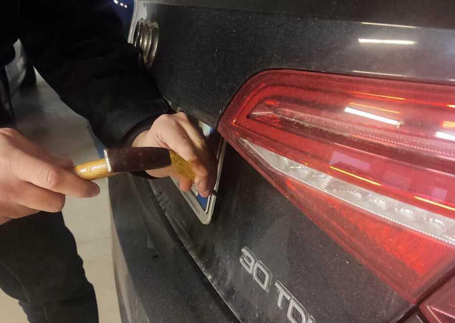 Castelvetro. Scambiate le targhe di alcune auto Ignoti le rubano e le “mischiano” 