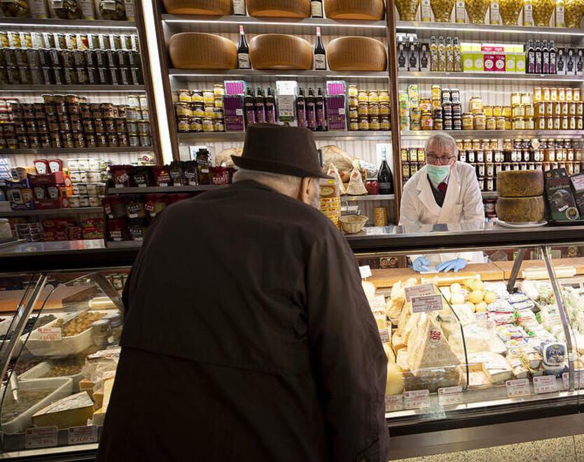 Formigine e Maranello. Aiutare le persone con demenza Il progetto sbarca nei supermercati 