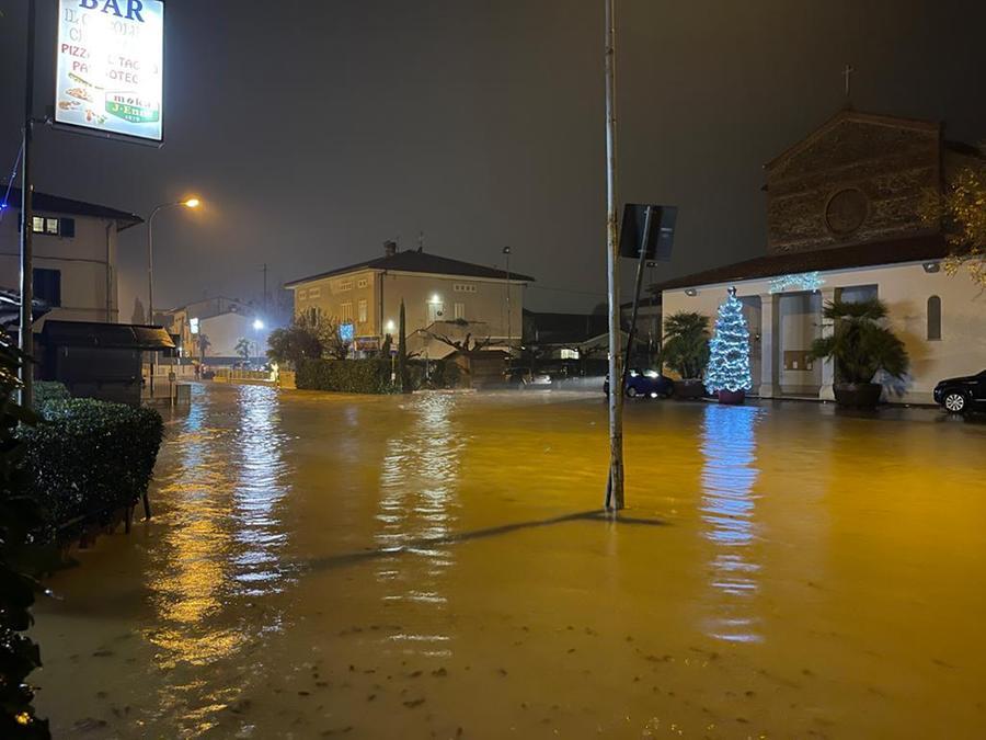 
	Allagamenti a Pistoia (foto Paolo Nucci)

