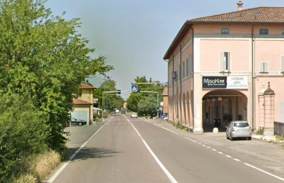 «I nostri ragazzi sempre in pericolo A Cavazzona serve un marciapiede»