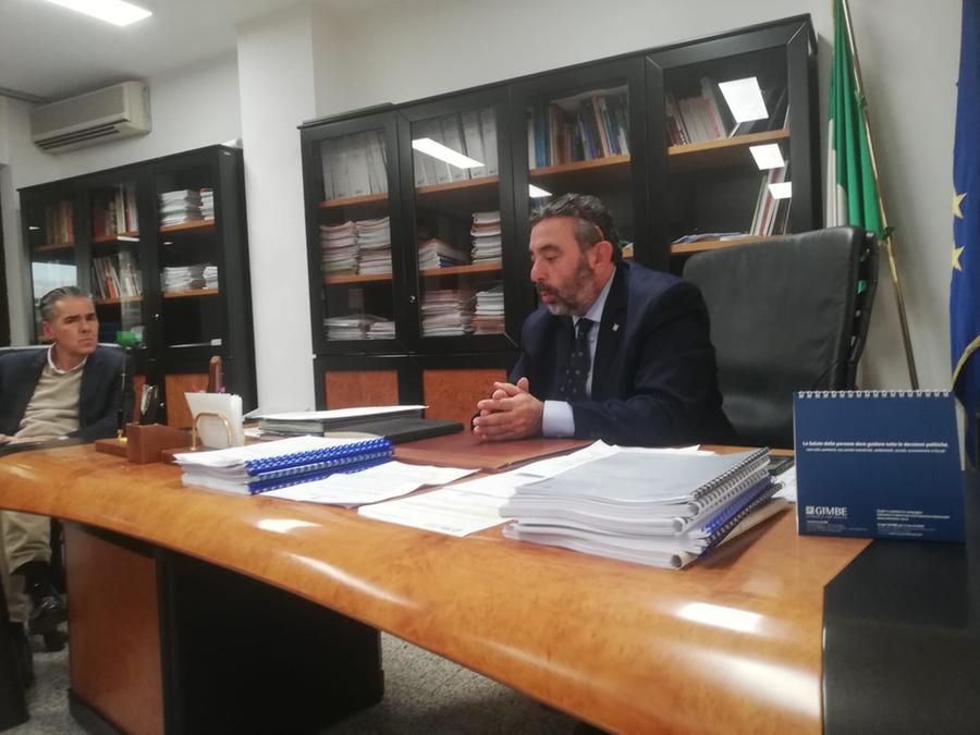 
	A destra l'assessore Carlo Doria col presidente del Distretto Sanitario di Ghilarza-Bosa, Stefano Licheei

