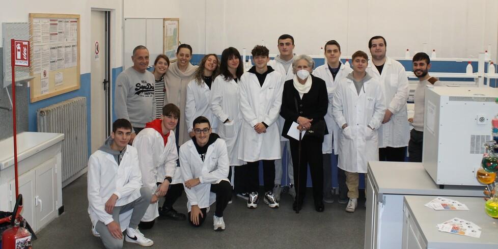 Chimica: con il nuovo laboratorio Istituto Benedetti all’avanguardia