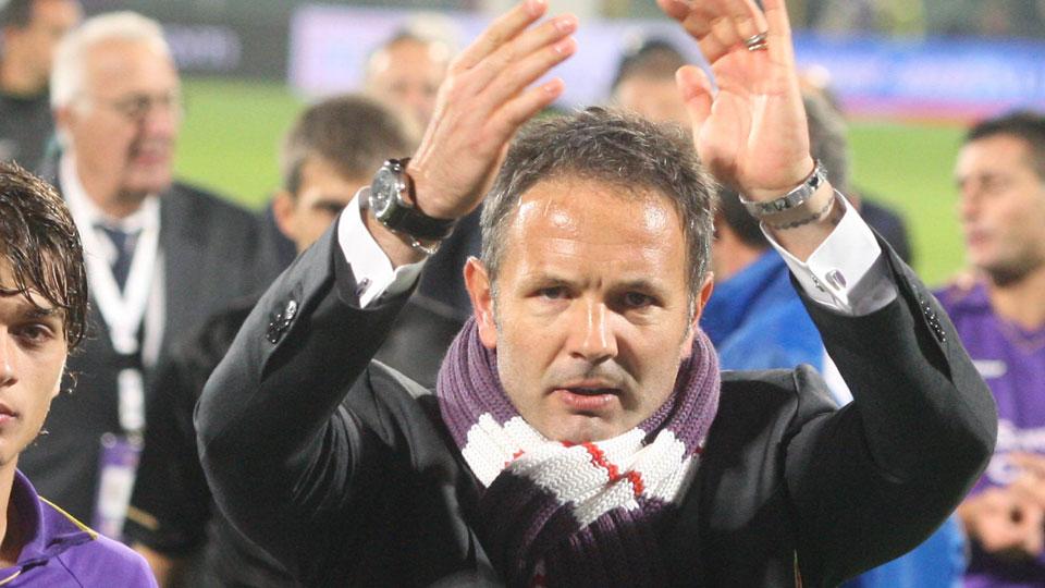 I tiri a Frey, il graffio alla curva: Firenze piange mister Sinisa