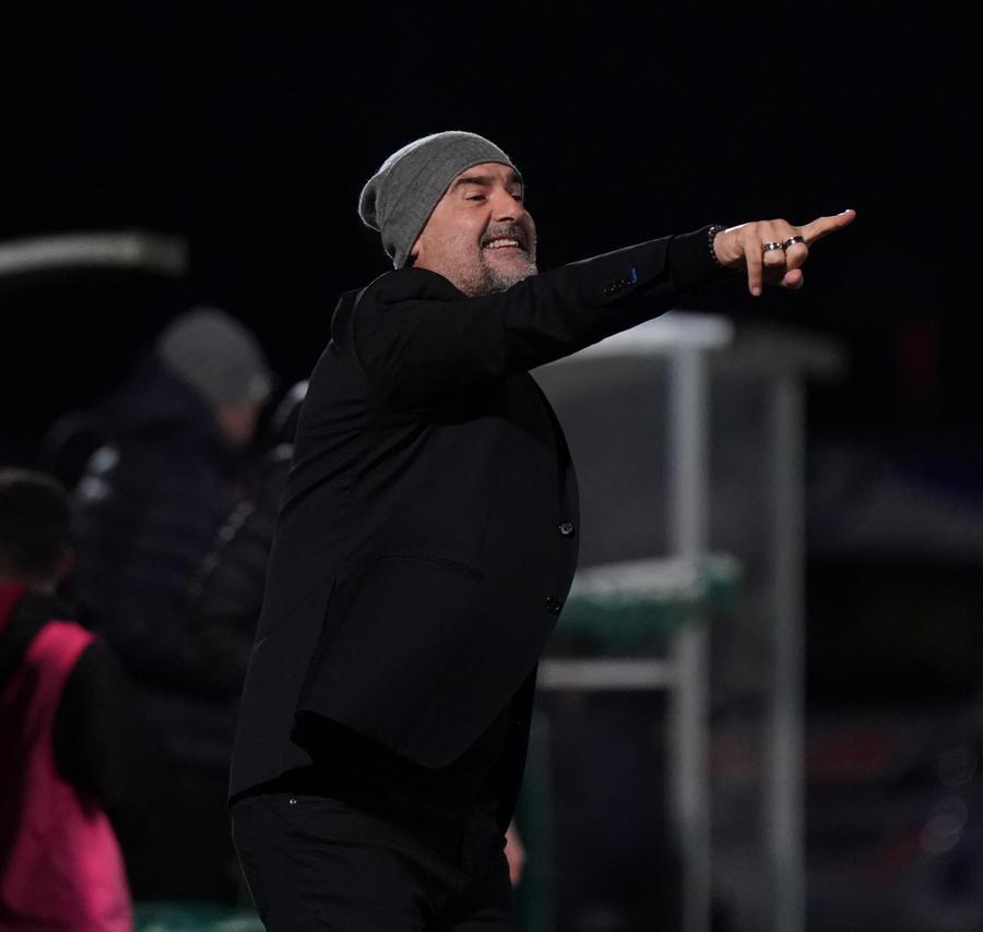 
	Mister Max Canzi: il suo Pontedera si ferma dopo dieci risultati utili consecutivi (Foto Silvi)

