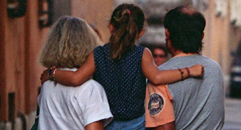 Alghero, i figli a carico sono adottati: l’Inps non paga l’assegno unico