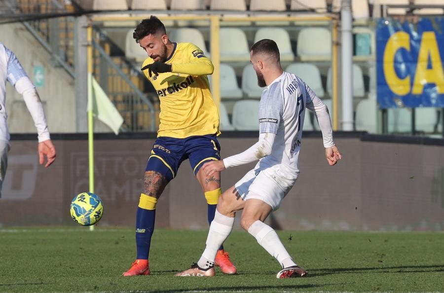 Il Modena pareggia, apprensione per Tremolada