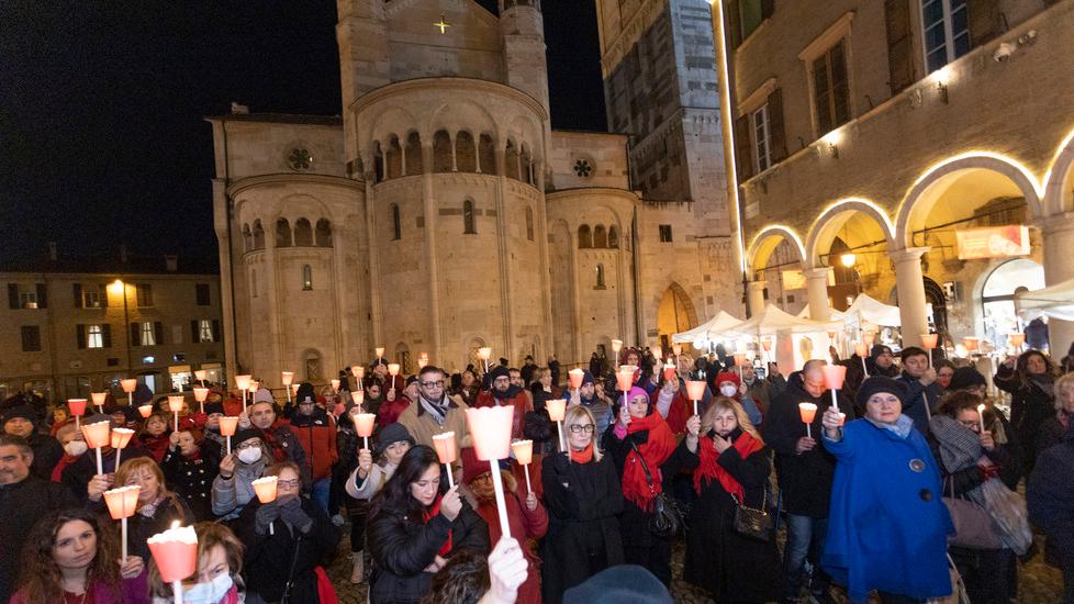 Femminicidio. Fiaccolata silenziosa per Alice Neri «Vogliamo verità e giustizia»