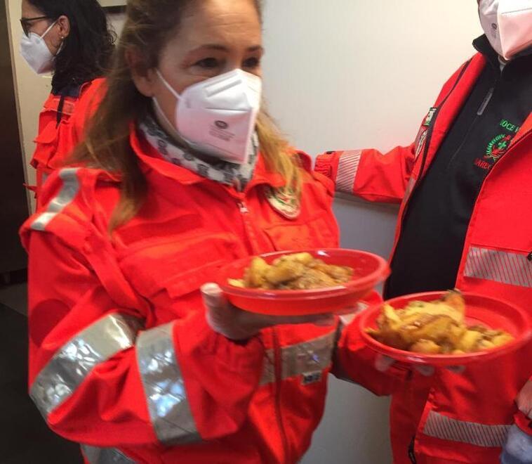 Pranzo di Natale per i nuovi poveri tra loro versiliesi di tutte le età
