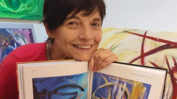 Addio alla pittrice Morelli: le sue creazioni hanno incantato il mondo
