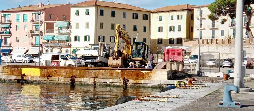 Lavori a tempo di record in banchina Alto Fondale a Portoferraio