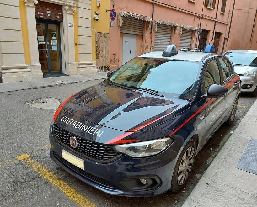 Formigine. Trova sconosciuto che dorme in casa «Avevo freddo e ho cercato riparo» 