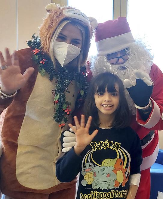 Sassuolo. In Pediatria i doni dei Babbo Natale arrivati sulle auto d’epoca 
