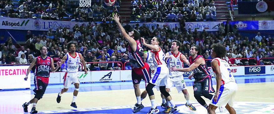 Il derby dello scorso 30 ottobre al Palaterme