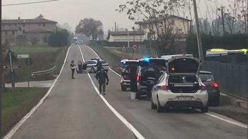 Schianto tra auto e moto, muore un 38enne