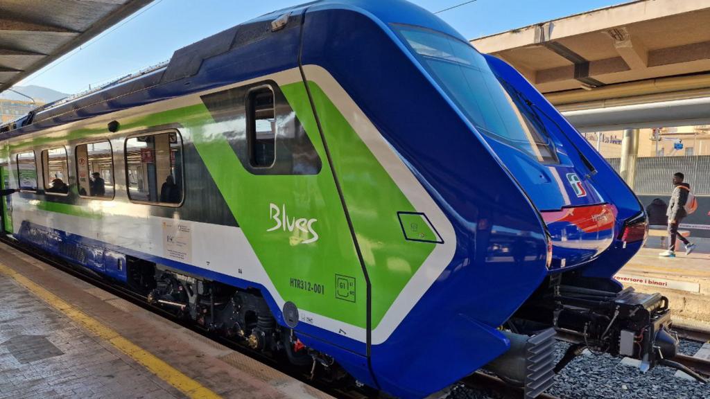 Treni: parte Blues a Palermo, primo ibrido in Sicilia