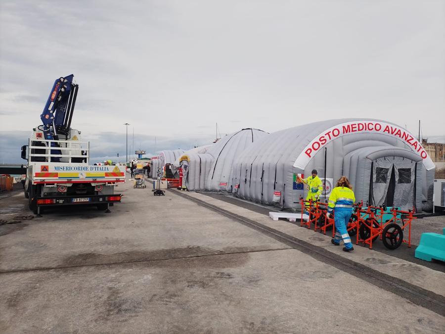 Migranti, la banchina 75 del porto di Livorno è pronta per gli sbarchi