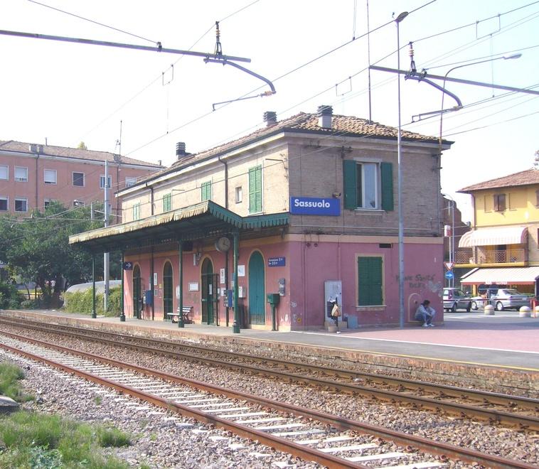 «Un treno da Sassuolo a Vignola E una fermata per Maranello»