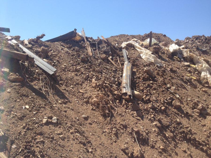 
	Il cantiere sei anni fa, con i materiali di risulta degli scavi

