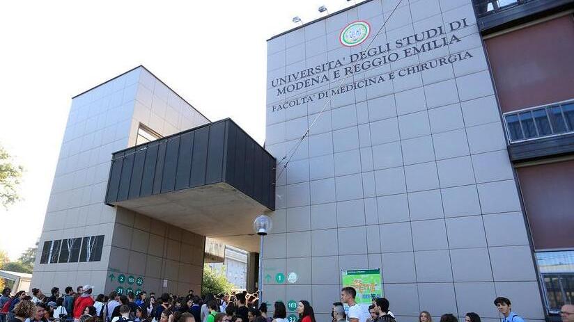 Ateneo di Modena. Voti alle curve delle dottoresse «Ora servono provvedimenti»