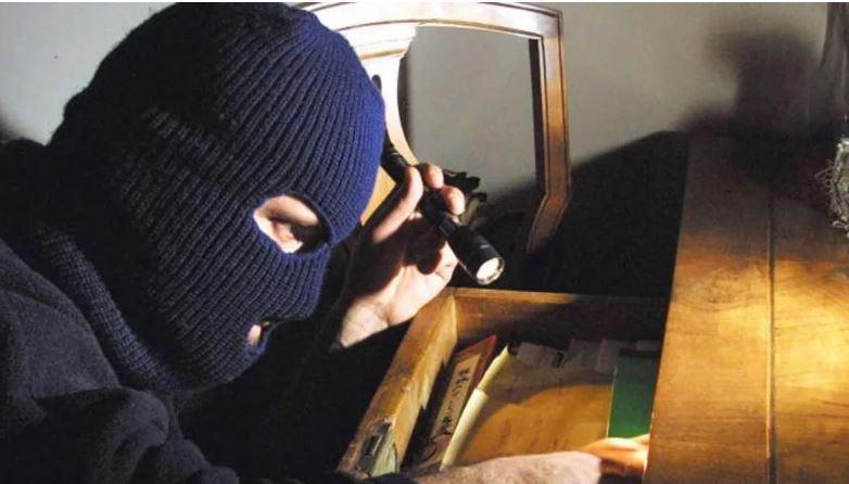 Cento, sgominata banda di ladri d’appartamento