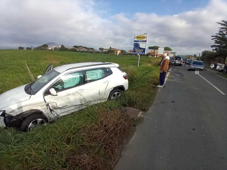 Scansanese, schianto tra 4 auto