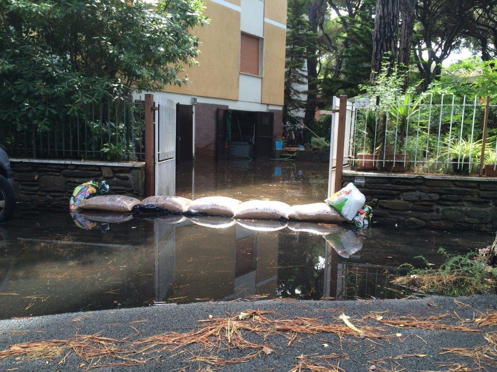 Casa allagata per le fogne in tilt, il Comune di Grosseto costretto a risarcire
