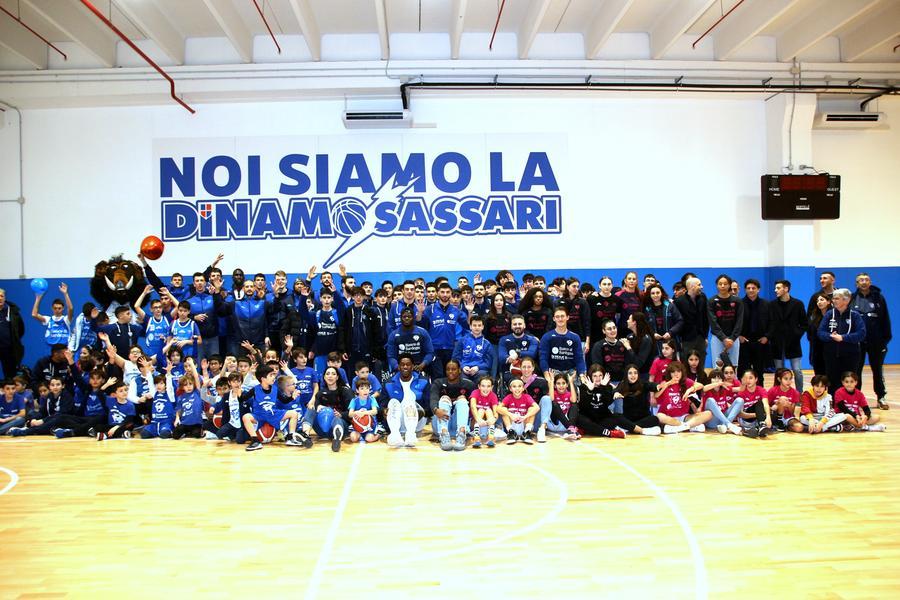 Sassari, inaugurata Casa Dinamo: la palestra per le promesse del basket