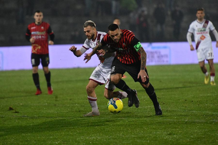 
	Un momento della partita tra Lucchese e Reggiana (foto Sernacchioli)

