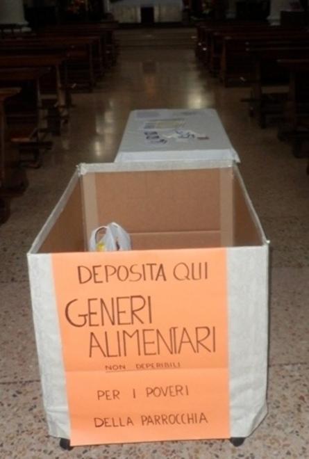 Raccolta di generi alimentari per le famiglie in difficoltà 