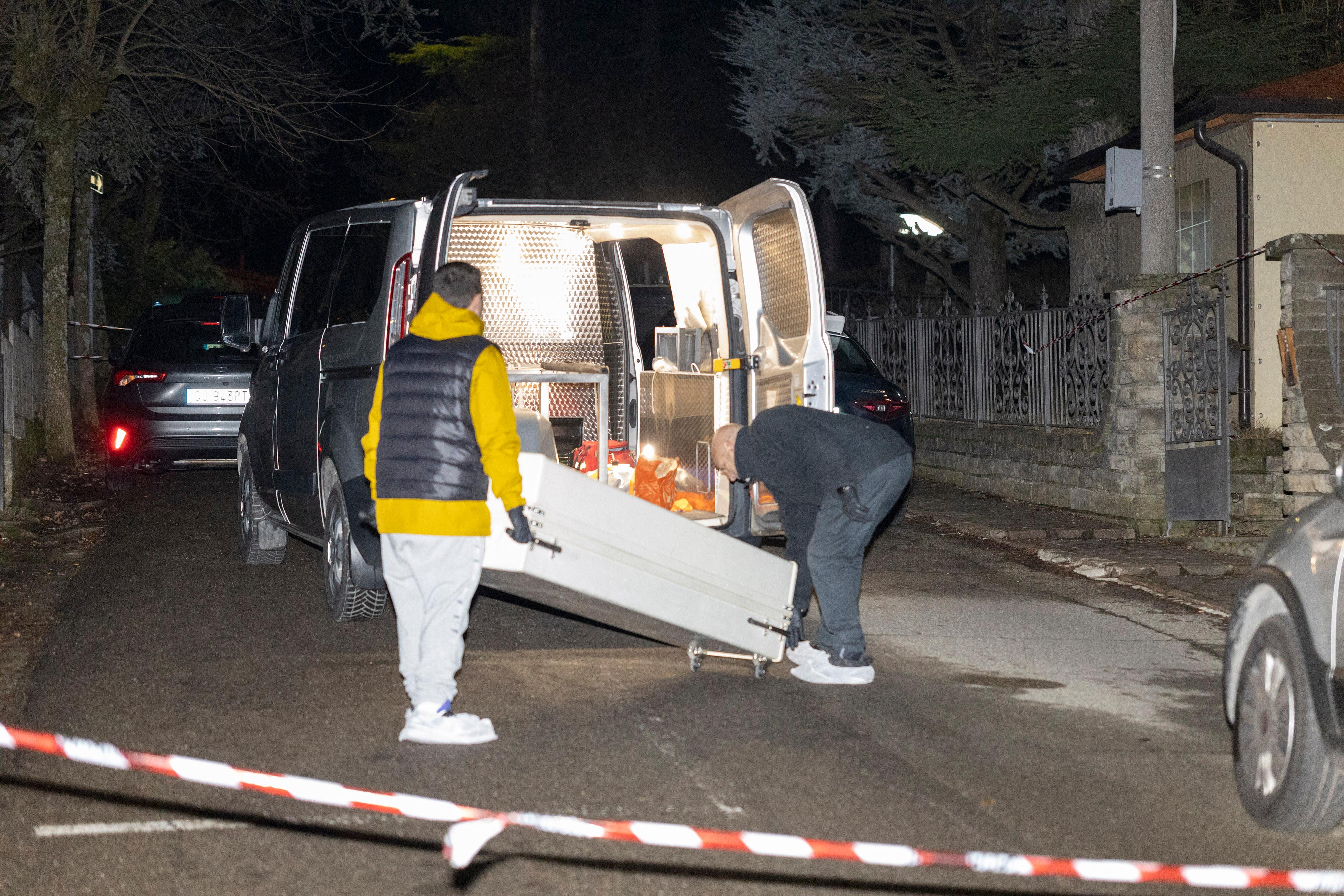 Omicidio suicidio a Serramazzoni. I misteri da chiarire «Forse Belloi ha reagito a qualcosa» 