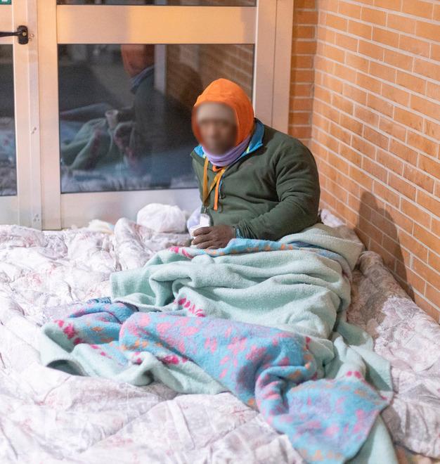 Senzatetto a Modena - Giuseppe, dopo il fallimento non è più riuscito a riprendersi 